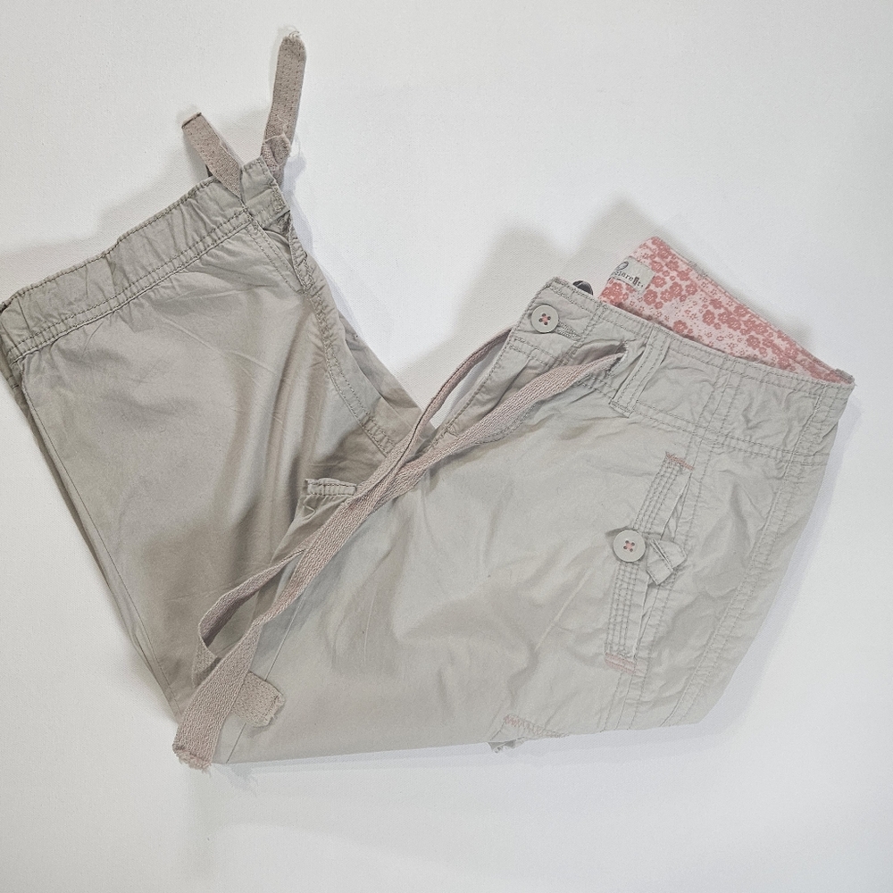SO Cropped Cargo Pants Womens Size 1 Beige Khaki Low Rise Y2K Reyro Style Bottom